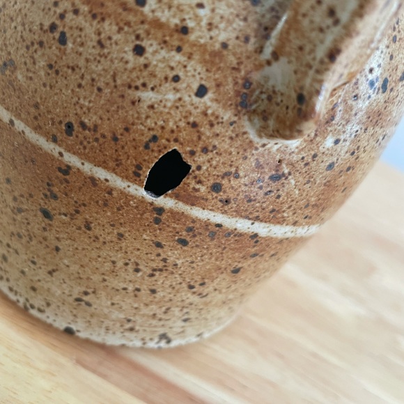 FREE with purchase FLAWED - Vintage Pottery Vase - Picture 3 of 9